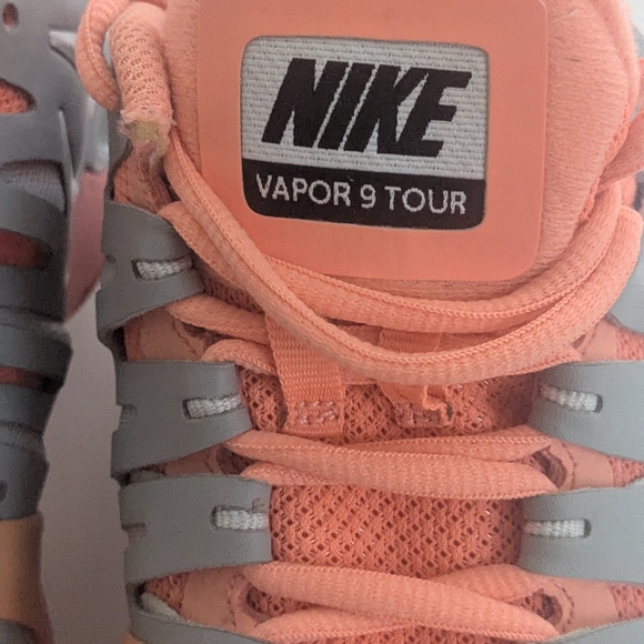 Nike Vapor 9 Tour Tennis Shoes Pink Blue Performance Sneakers Size 8 - Picture 4 of 11